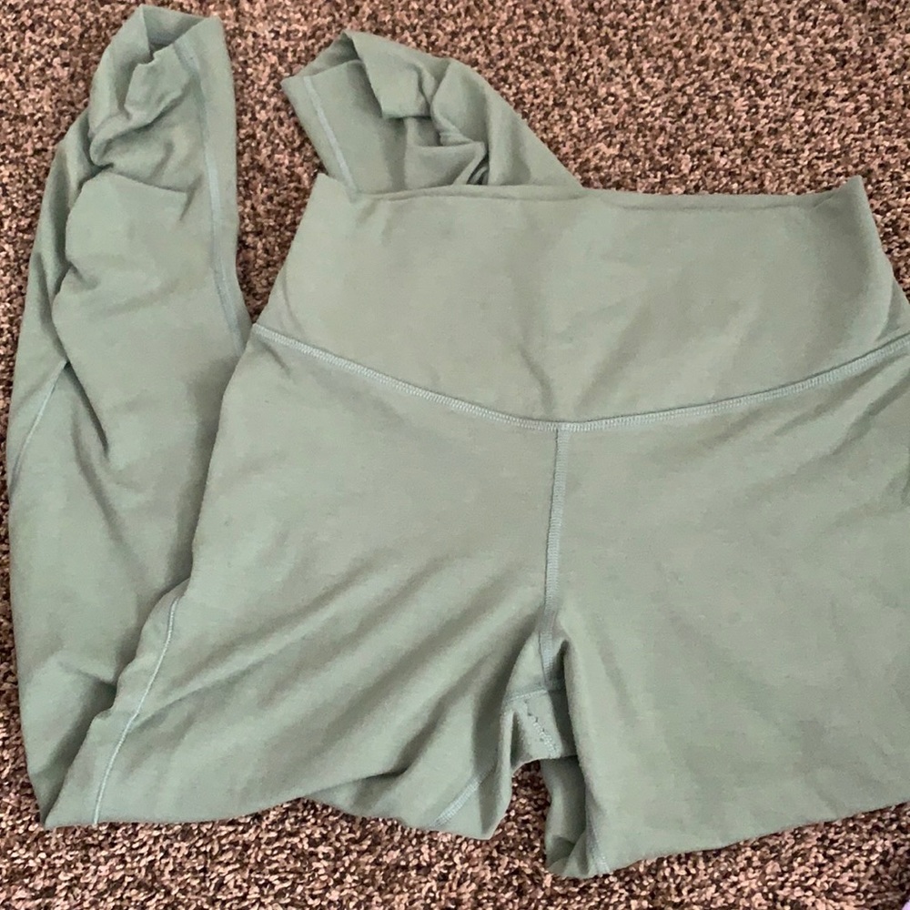 Extra high rise leggings